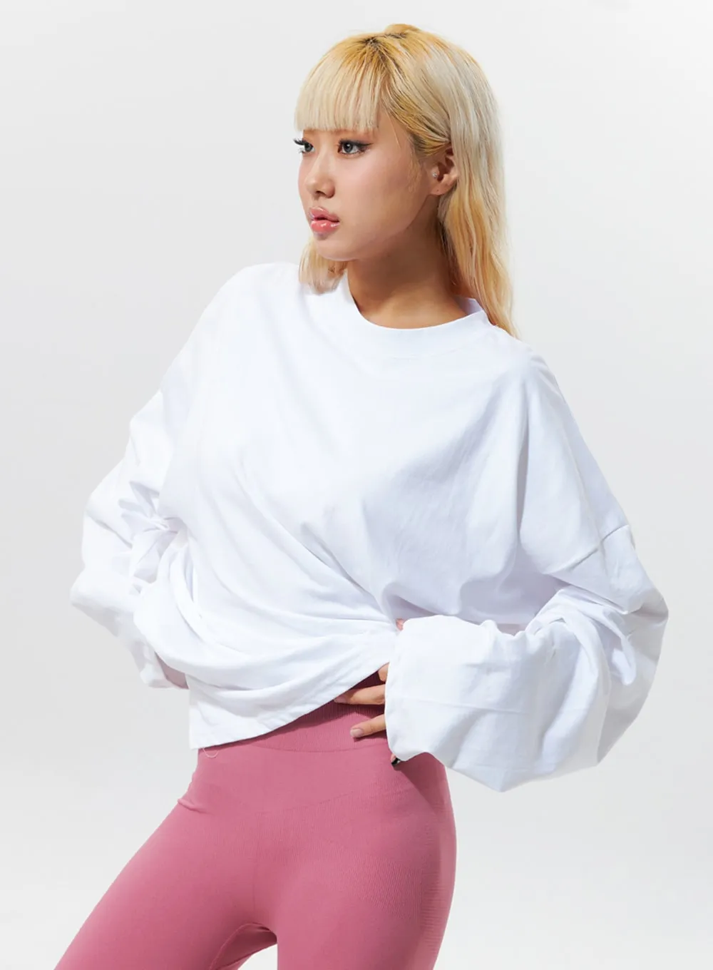 Loose-Fit Basic Long-Sleeve Tee IG320