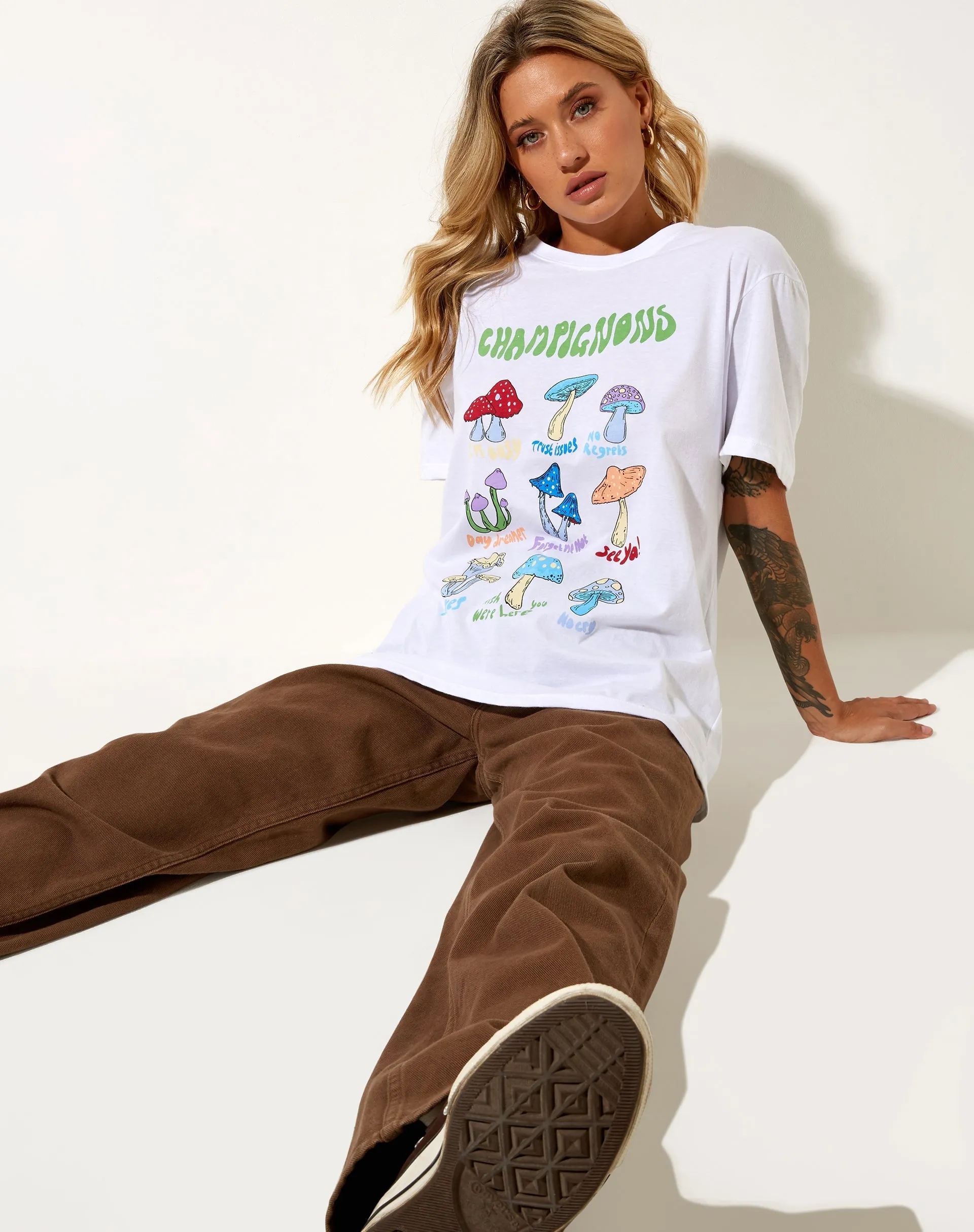 Oversize Basic Tee in White Champignons